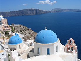 ギリシャ　～景観がエーゲ海に映えて美しい建物～